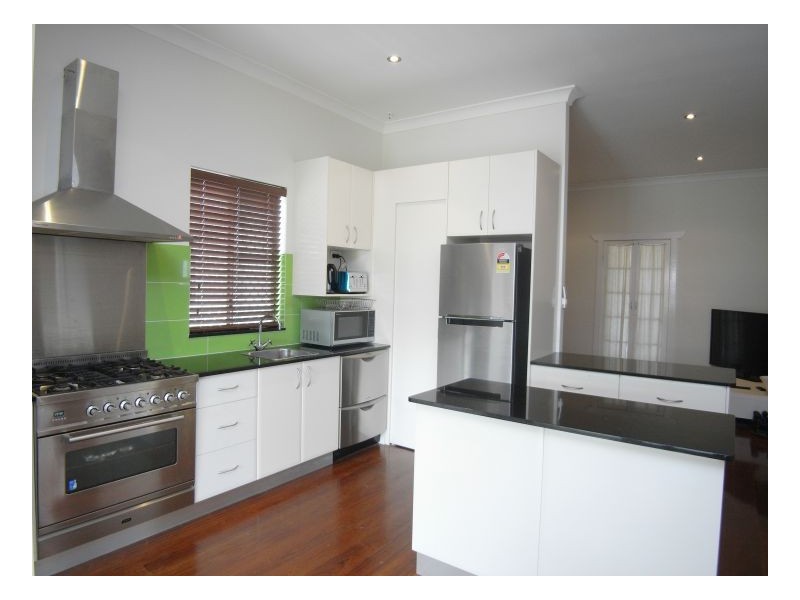 37 Fitzroy Street, Mayfield NSW 2304