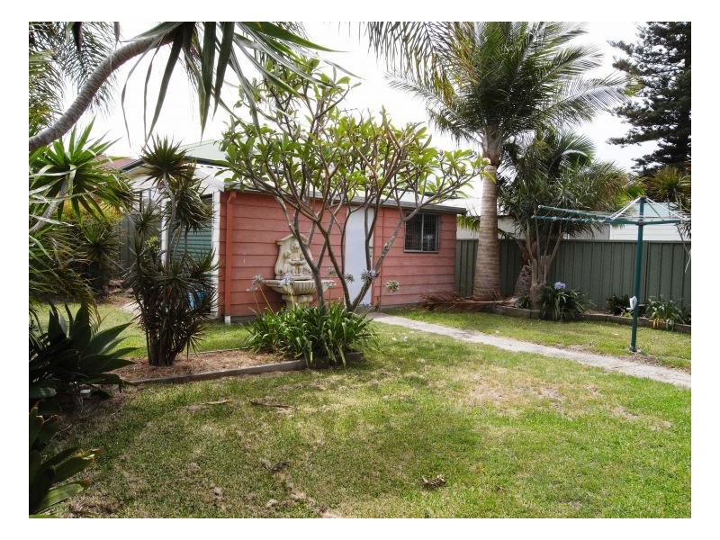 37 Fitzroy Street, Mayfield NSW 2304