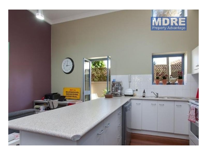 2 45 Hanbury Street, Mayfield NSW 2304