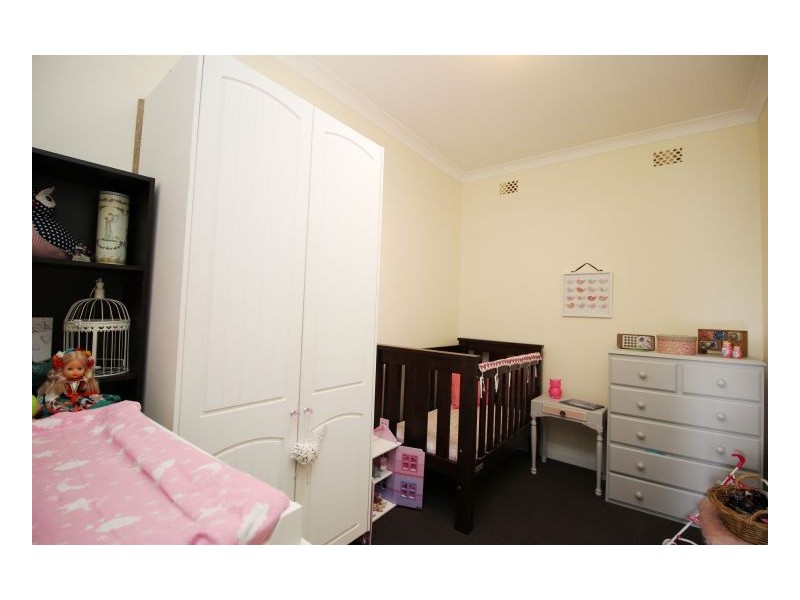 38 Woodstock Street, Mayfield NSW 2304