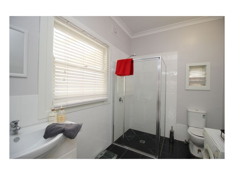 38 Woodstock Street, Mayfield NSW 2304