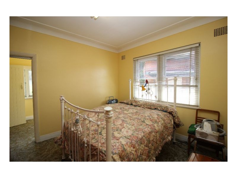 5 Norris Avenue, Mayfield NSW 2304