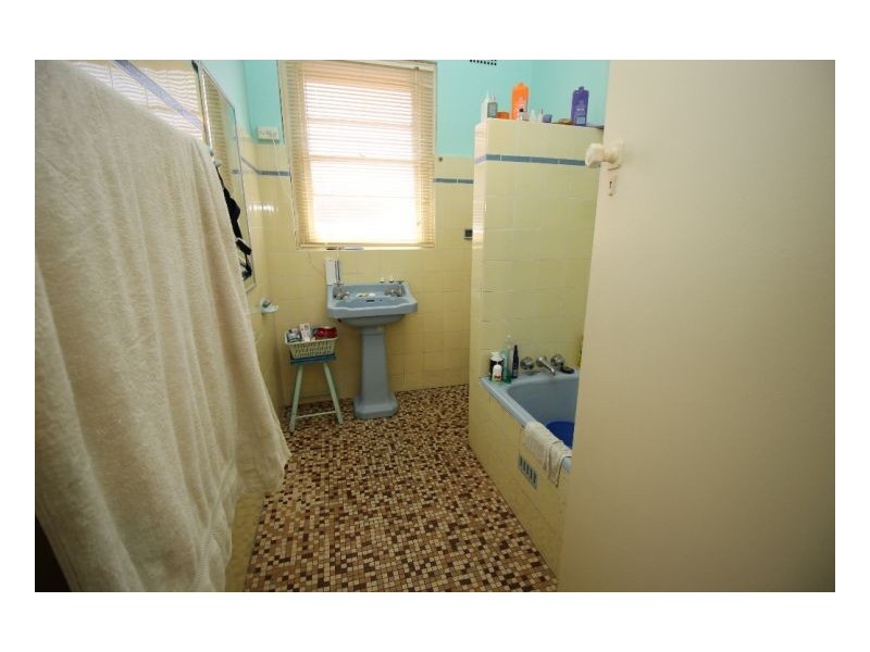 5 Norris Avenue, Mayfield NSW 2304