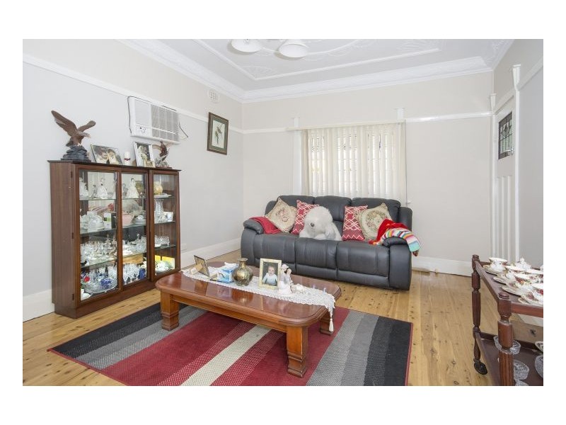 14 Kerr Street, Mayfield NSW 2304