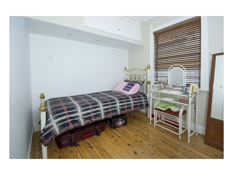 14 Kerr Street, Mayfield NSW 2304