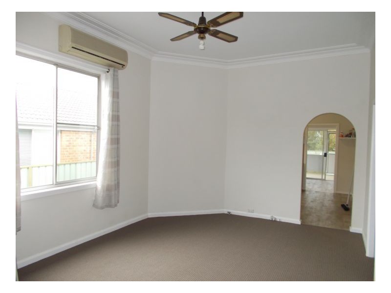17 Ninth Street, Adamstown NSW 2289