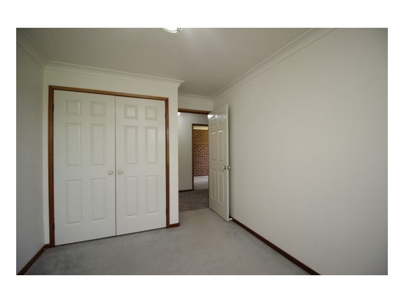 2 36 Bakeri Cct, Warabrook NSW 2304