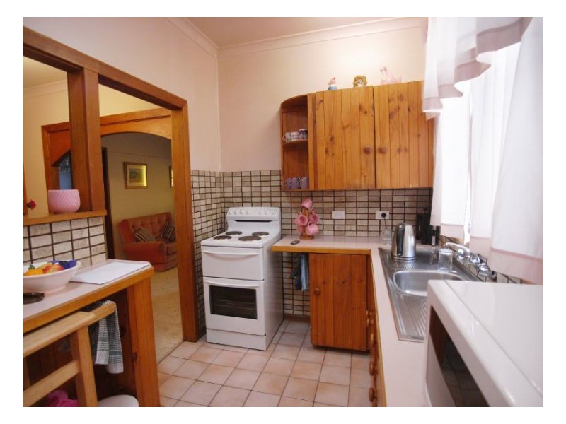 34 Acacia Avenue, Waratah NSW 2298