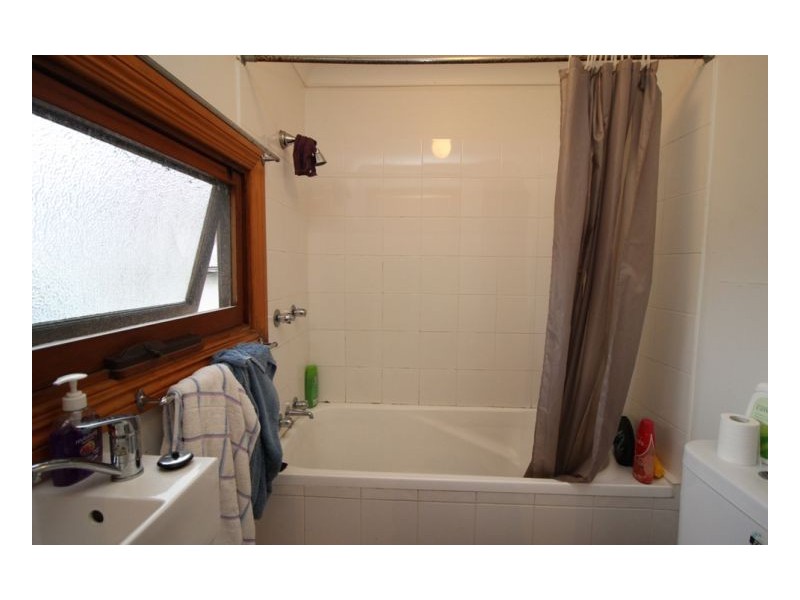 4 Barton Street, Mayfield NSW 2304