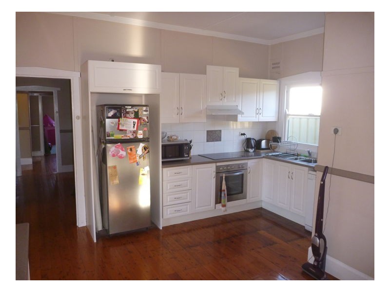 20 Vickers Street, Mayfield NSW 2304