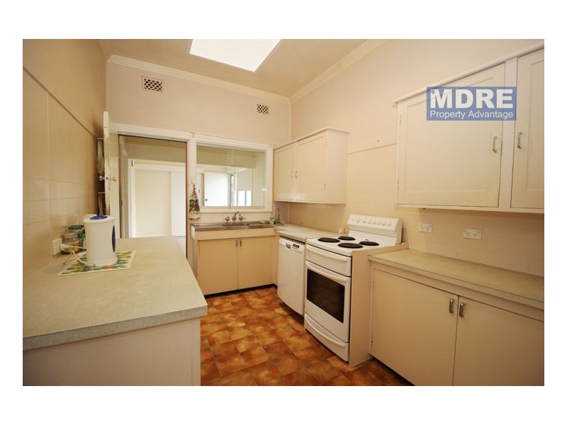 11 Vickers Street, Mayfield West NSW 2304