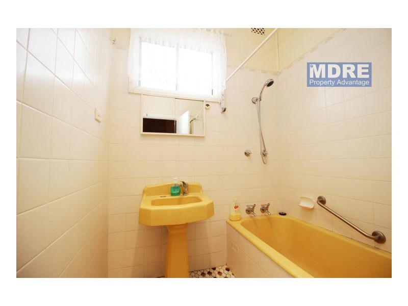 11 Vickers Street, Mayfield West NSW 2304