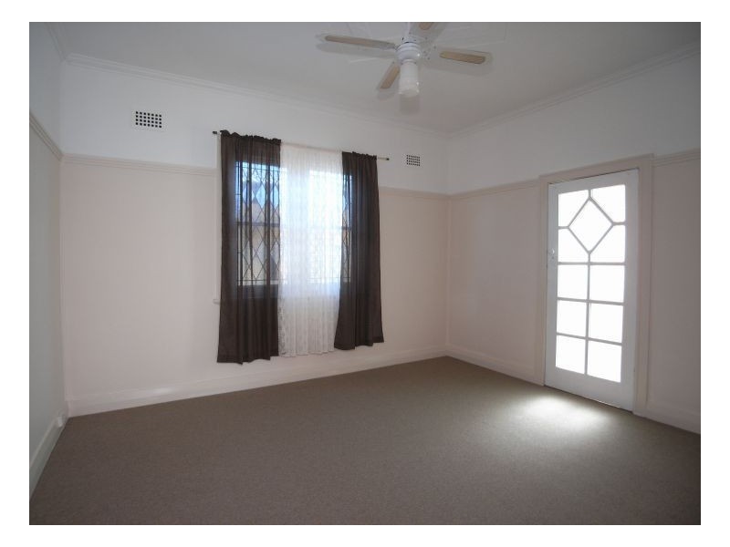 37a Fawcett Street, Mayfield NSW 2304