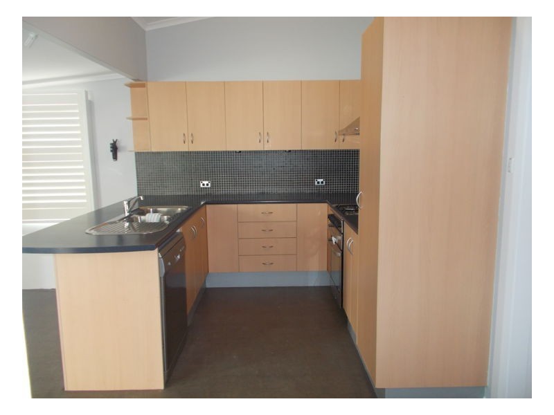 24 Cross Street, Mayfield NSW 2304