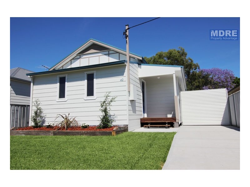 42 Arthur Street, Mayfield NSW 2304
