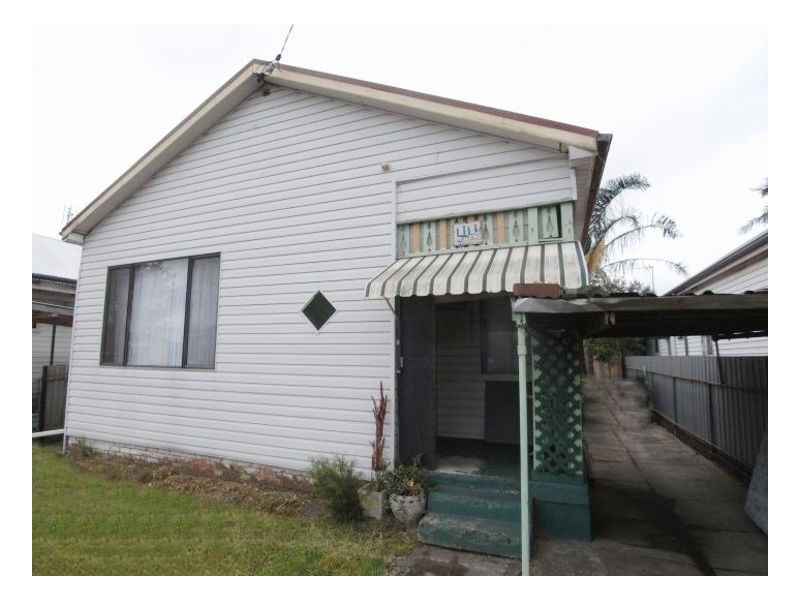 44 Macquarie Street, Mayfield NSW 2304