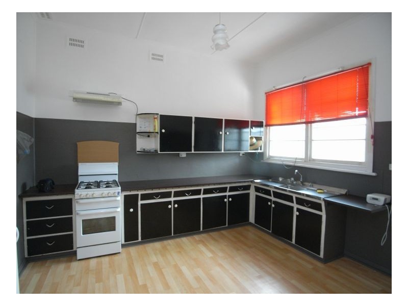 44 Macquarie Street, Mayfield NSW 2304