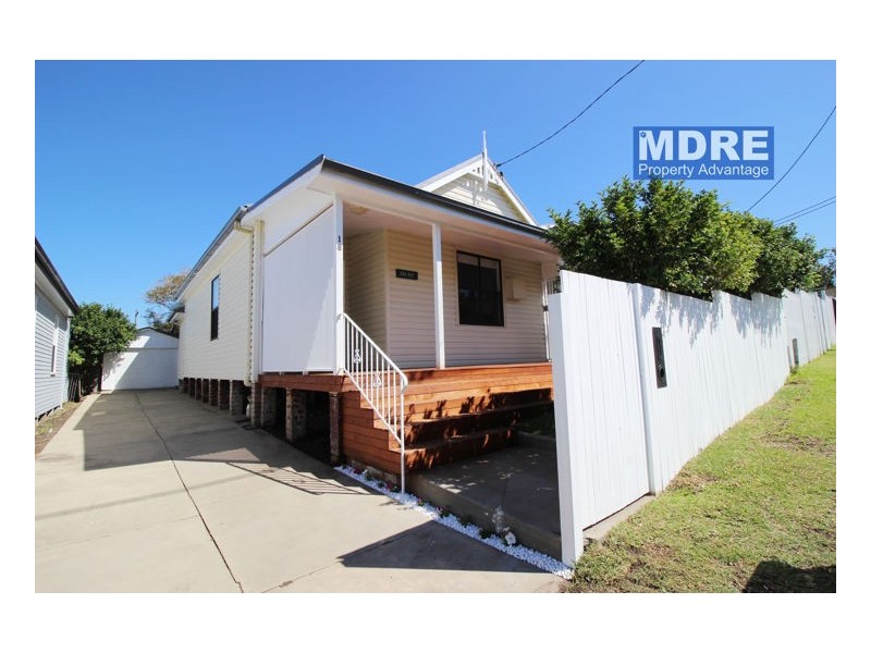 18 Barber Street, Mayfield NSW 2304