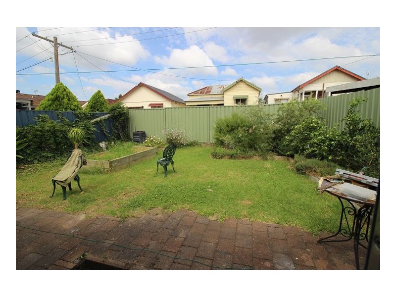 15 Ingall Street, Mayfield NSW 2304