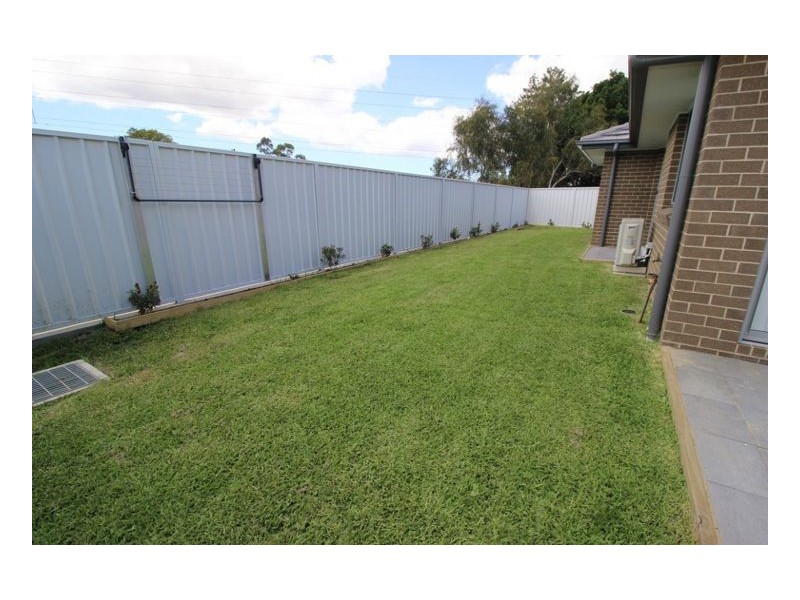 6E Beauford Avenue, Maryland NSW 2287