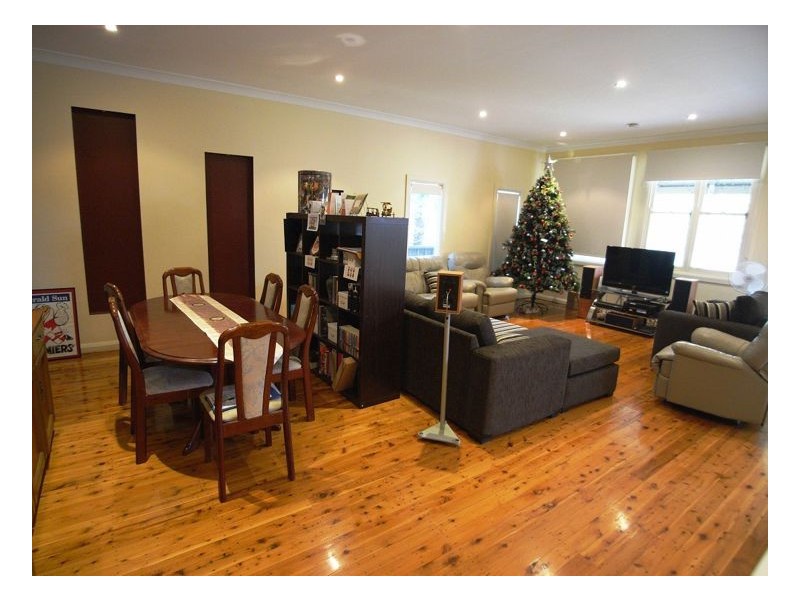 13 Robert Street, Mayfield NSW 2304