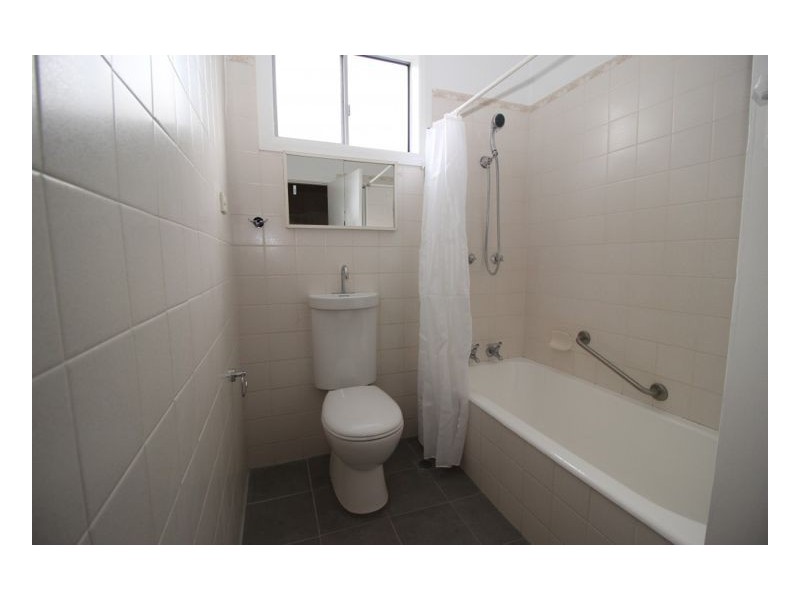 11 Vickers Street, Mayfield NSW 2304