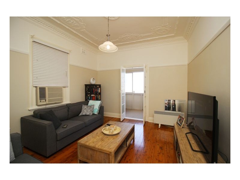 7 Arnold Street, Mayfield NSW 2304