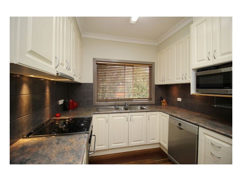 36 Vera Street, Waratah West NSW 2298