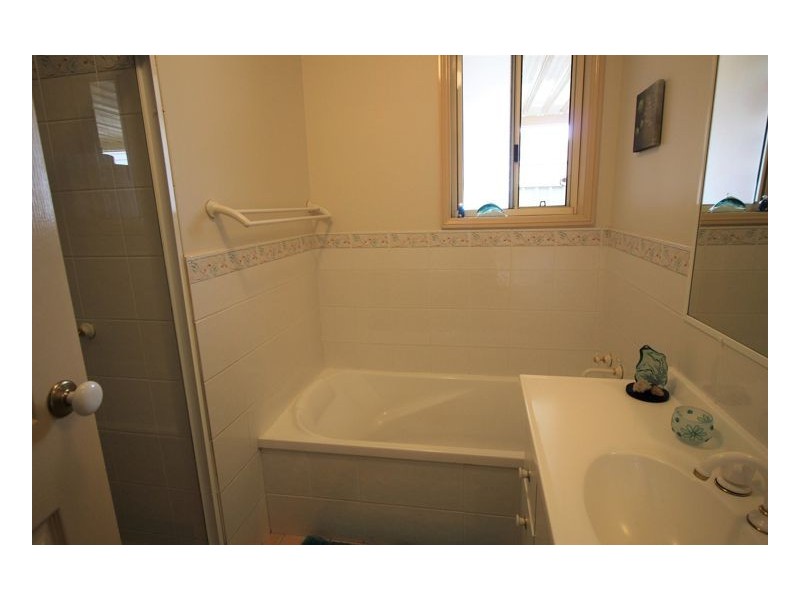 42 Newcastle Street, Mayfield NSW 2304