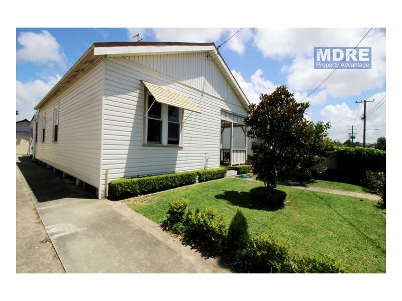 4 York Street, Mayfield NSW 2304