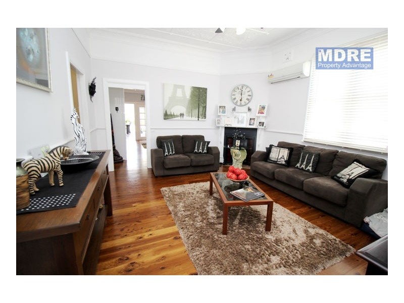4 York Street, Mayfield NSW 2304