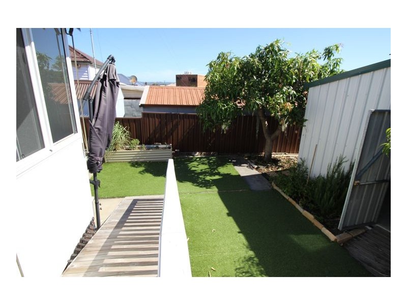 14 Kerr Street, Mayfield NSW 2304