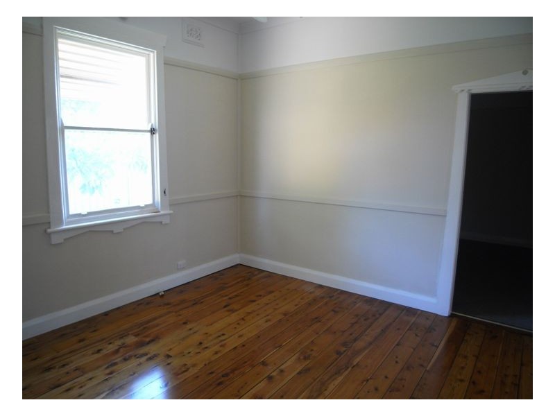 11 Hart Street, Mayfield NSW 2304