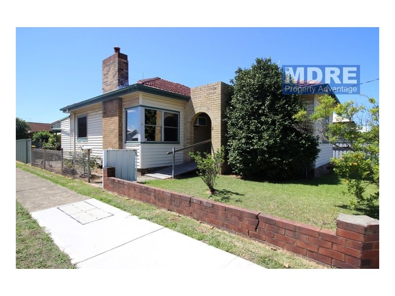 2 Albert Street, Mayfield NSW 2304