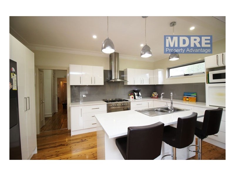 10 Gregson Avenue, Mayfield West NSW 2304