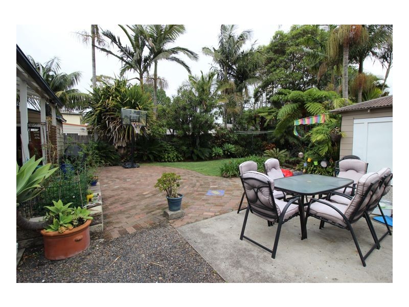 24 William Street, Mayfield NSW 2304