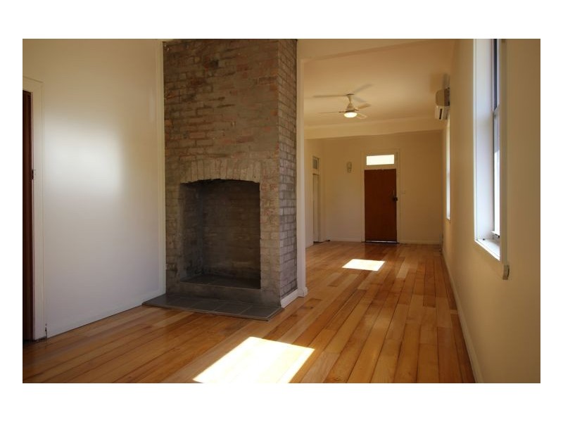 3 William Street, Mayfield NSW 2304