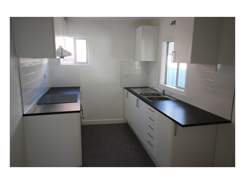 5 Villiers Street, Mayfield NSW 2304