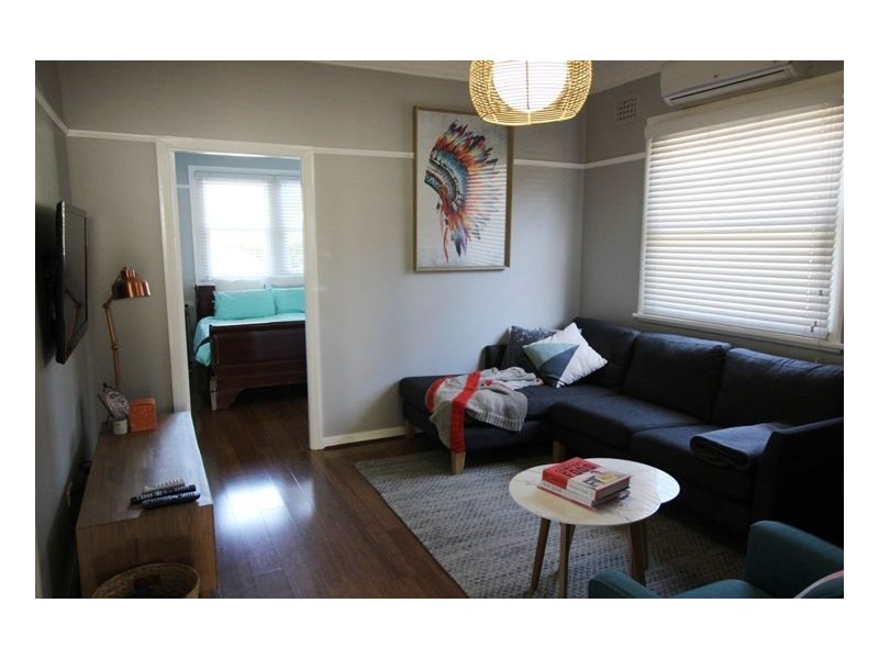 2 Griffiths Street, Mayfield NSW 2304