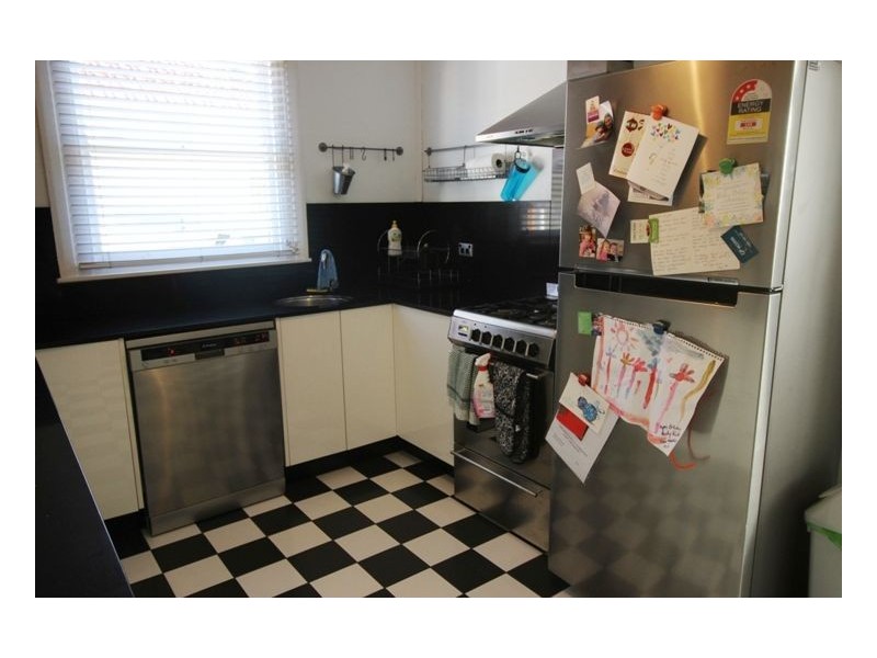 2 Griffiths Street, Mayfield NSW 2304