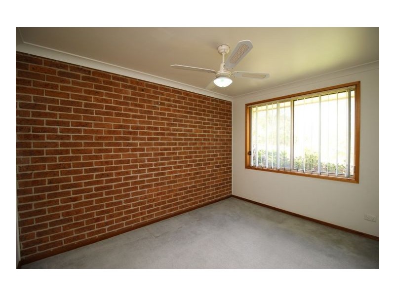 2/36 Bakeri Cct, Warabrook NSW 2304