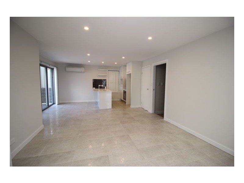 2/6 Beauford Ave, Maryland NSW 2287