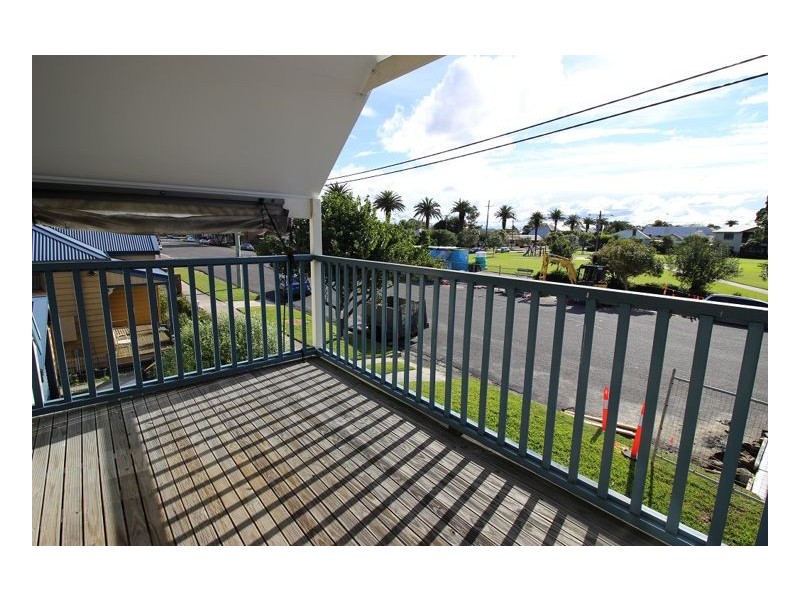 28 Robertson Street, Carrington NSW 2294