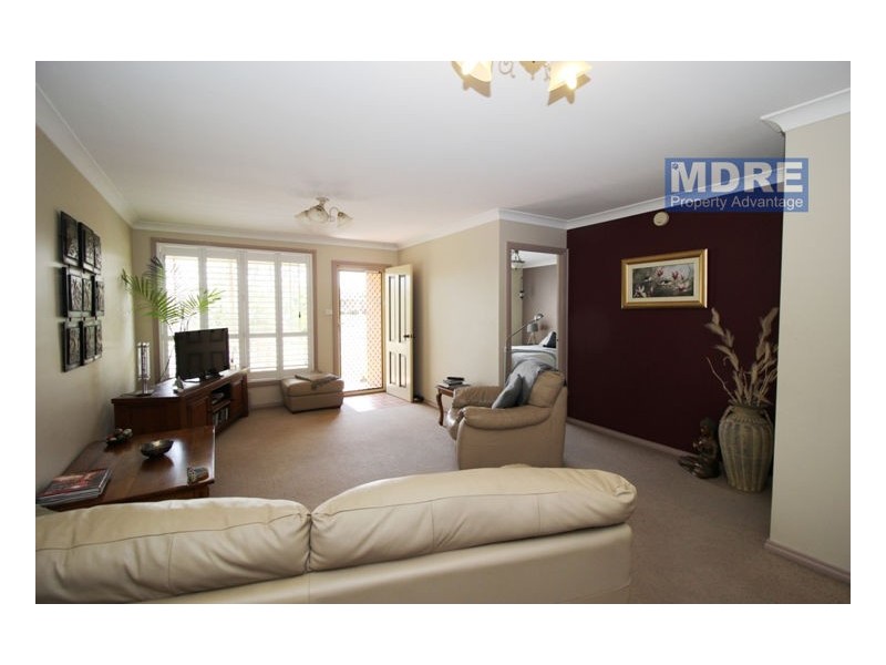 5/4 Loderi place, Warabrook NSW 2304