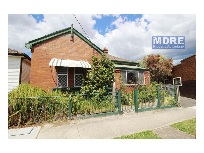 3 Barton Street, Mayfield NSW 2304
