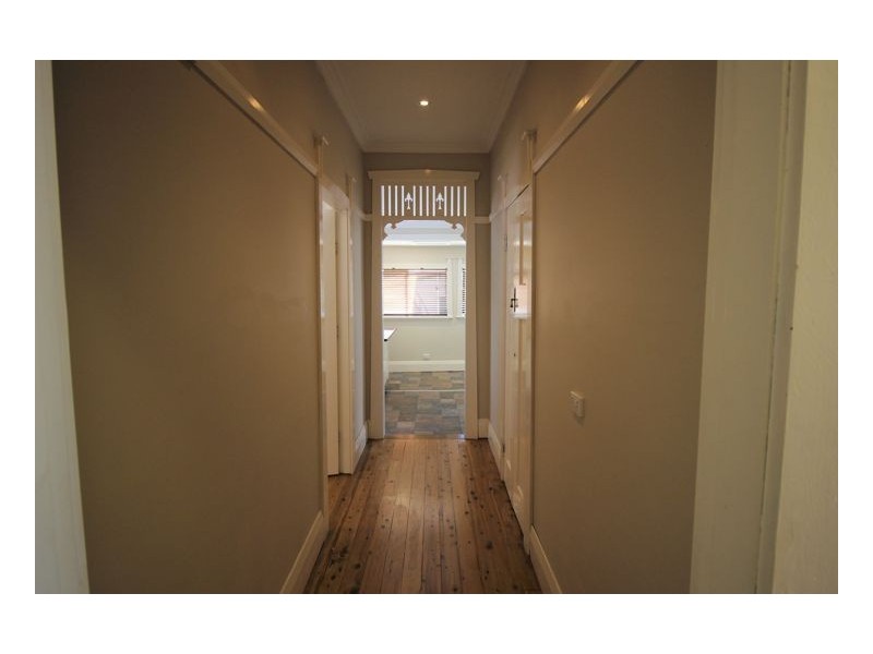 14 Kerr Street, Mayfield NSW 2304