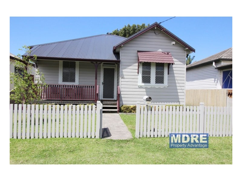 6 Dundas Street, Mayfield NSW 2304