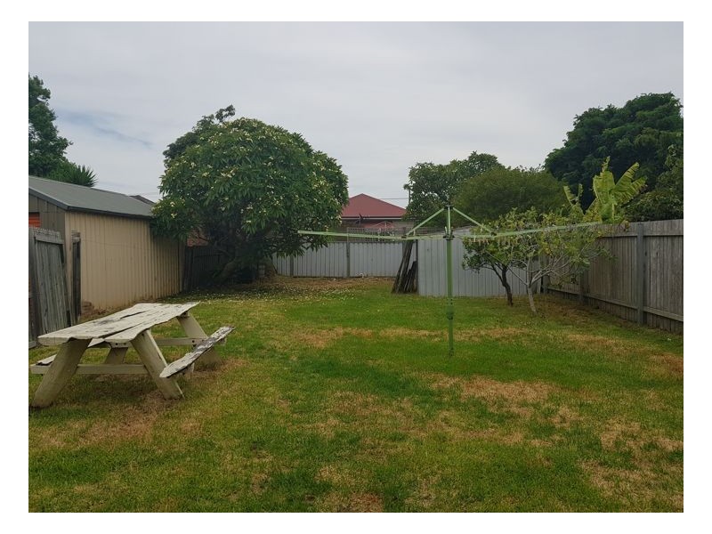 15 Baker St, Mayfield NSW 2304