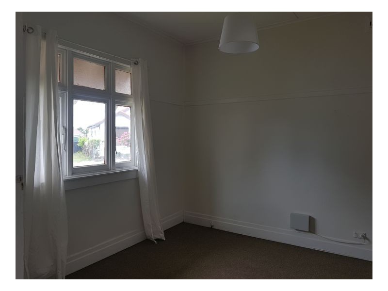 15 Baker St, Mayfield NSW 2304