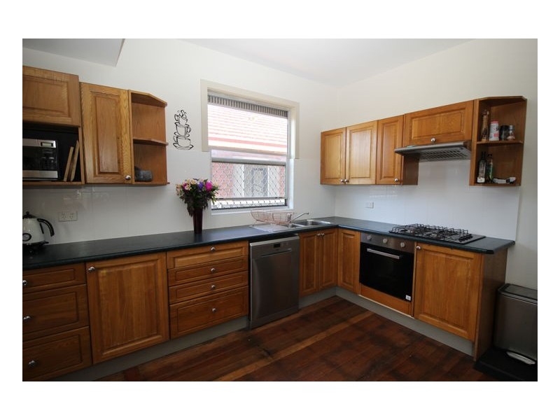 8 Cadell Avenue, Mayfield NSW 2304